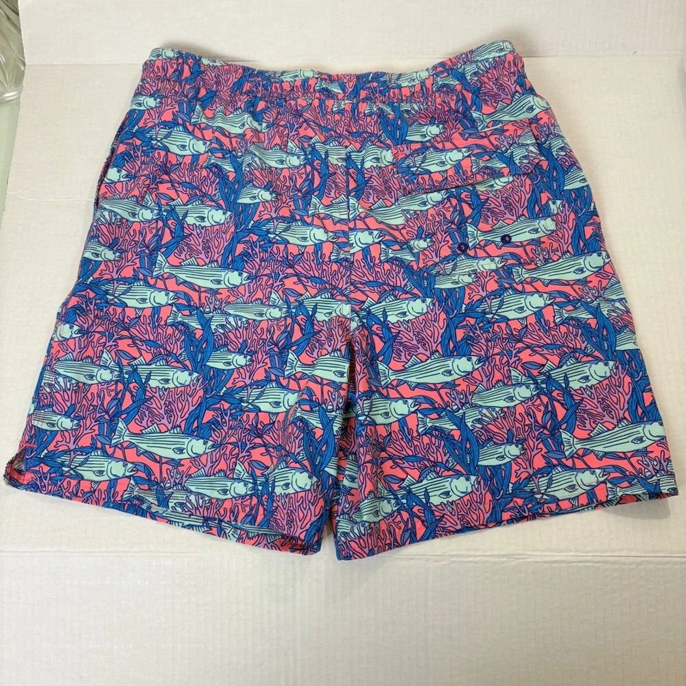 Vineyard Vines Swim Trunks Mens XL Pink Blue Striped Bass Fish Chappy Shorts